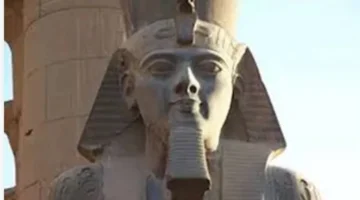 تمثال رمسيس الثاني يعكس عظمة الحضارة المصرية ويكشف أسرار استمراريتها عبر التاريخ